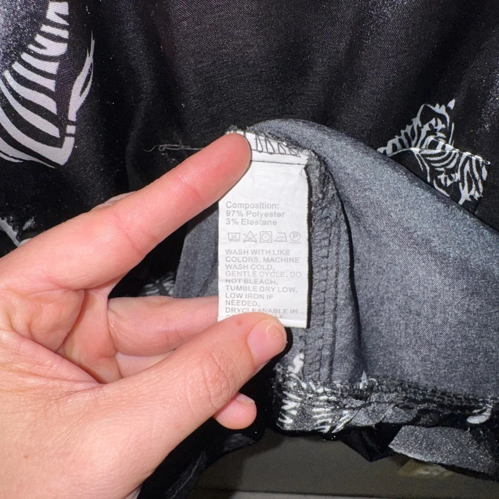 WDIRARA women's satin pajama set - Picture 6 of 6